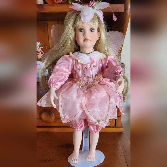 Paradise Galleries Treasury Collection Porcelain Fairy Doll - Picture 1 of 5